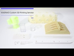 Componenti stampati in 3D bianchi con finitura superficiale liscia